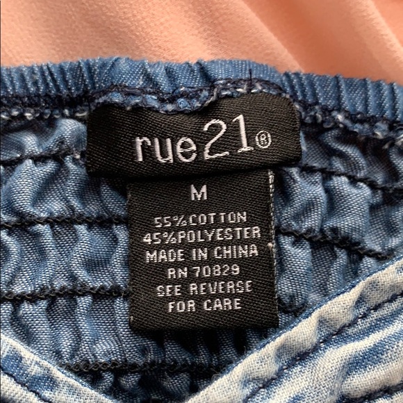 Dress - Picture 3 of 3